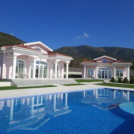 Diamond Villas Enina 外观 照片